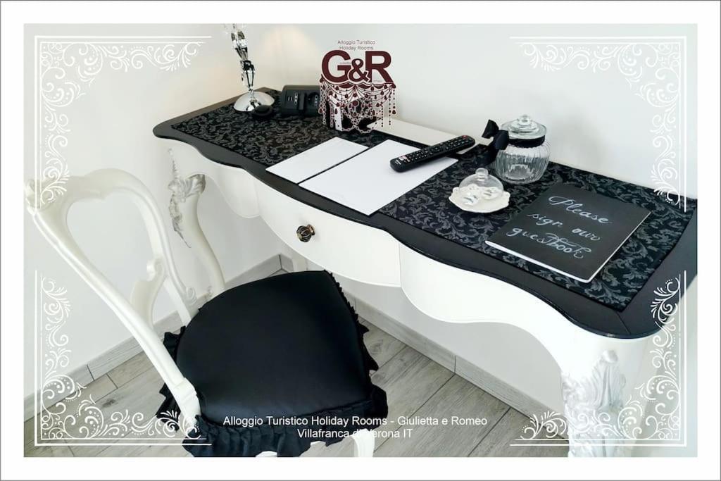 Alloggio Turistico Giulietta E Romeo - Intero Appartamento - Villafranca Di Verona, Zimmer, Holiday Rooms Exterior foto